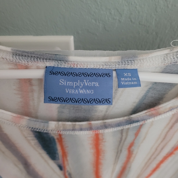 Flowing Top - Picture 4 of 4